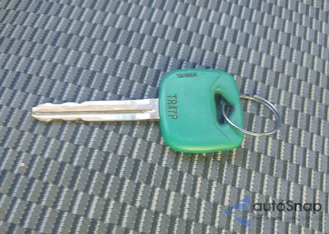 2004 Toyota Rav4 из США, поврежденный, VIN JTEHD20V446009670